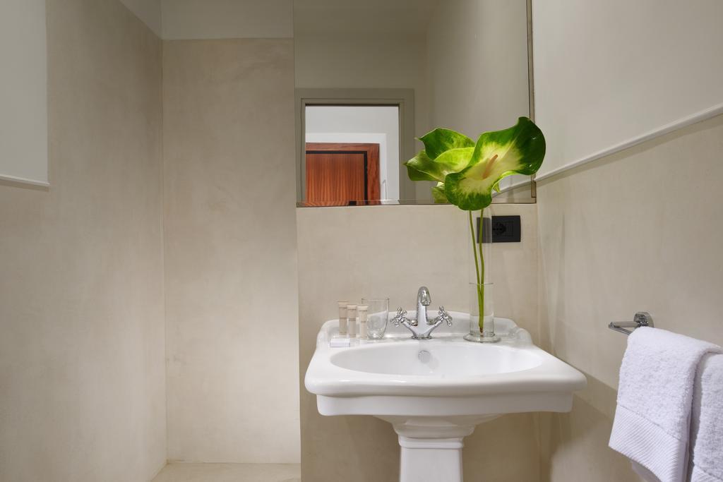 Gens Luxury
