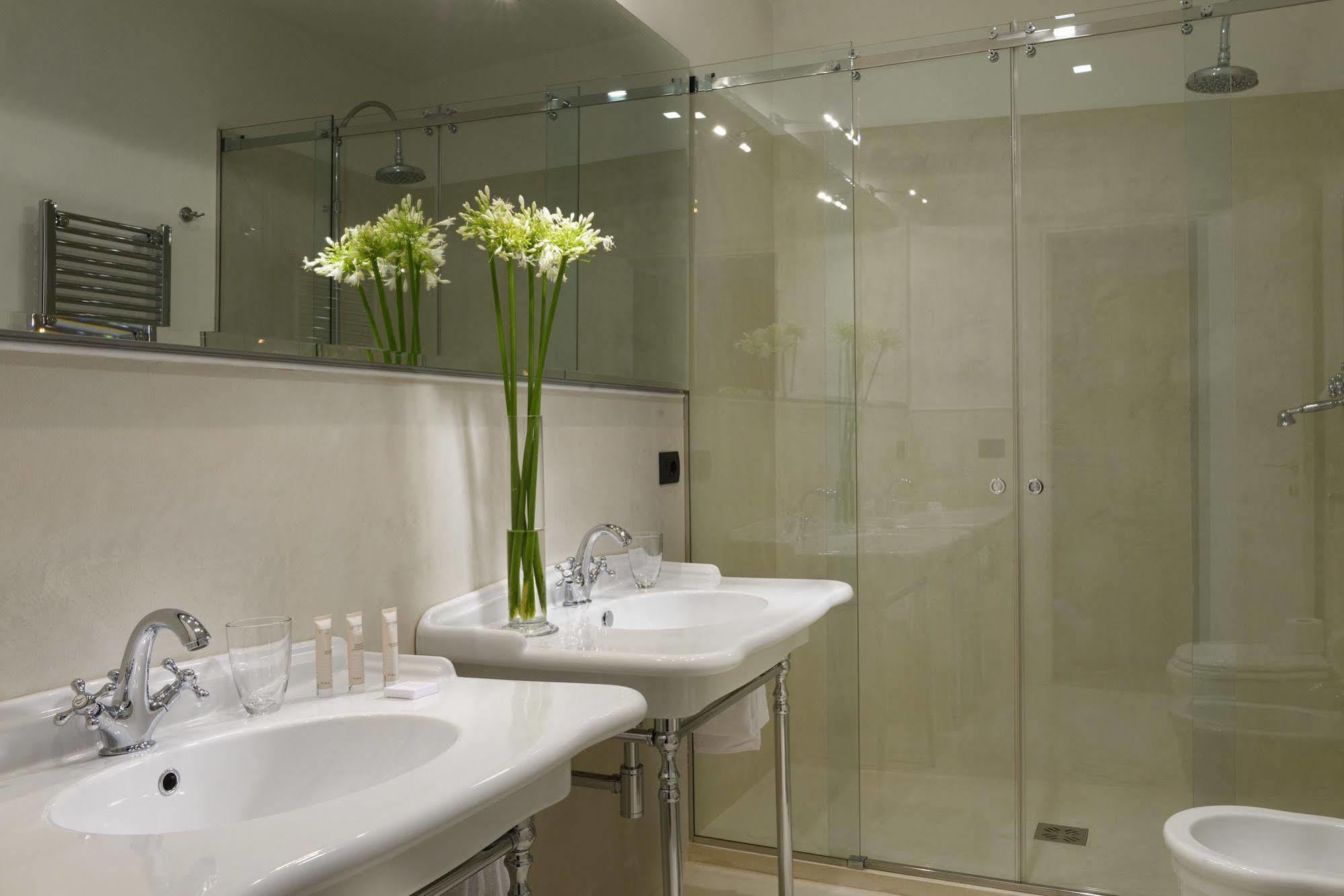 Gens Luxury 3* Roma